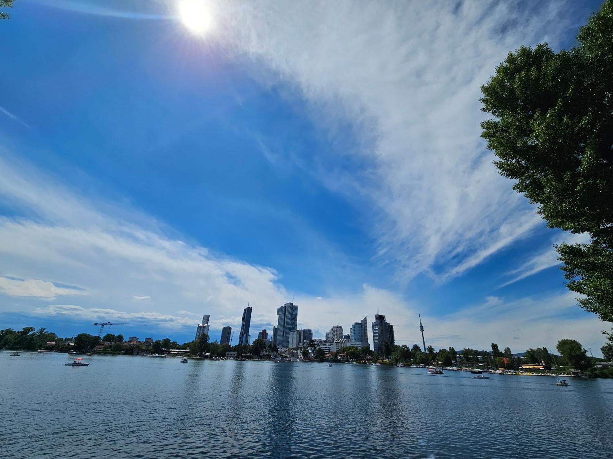 Yuki'S Place - Un-Vic, Danube Beach And Subway Near To Downtown וינה מראה חיצוני תמונה