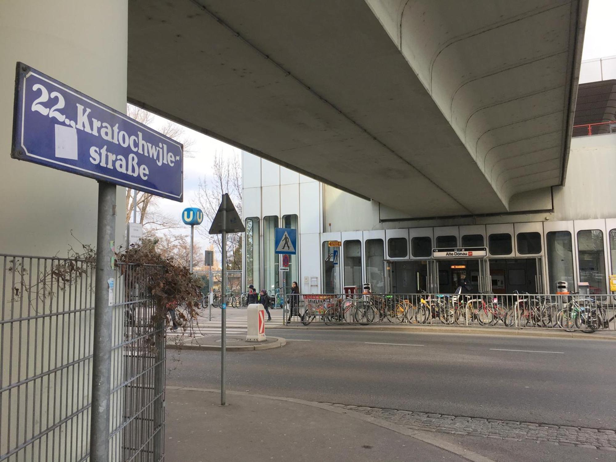 Yuki'S Place - Un-Vic, Danube Beach And Subway Near To Downtown וינה מראה חיצוני תמונה